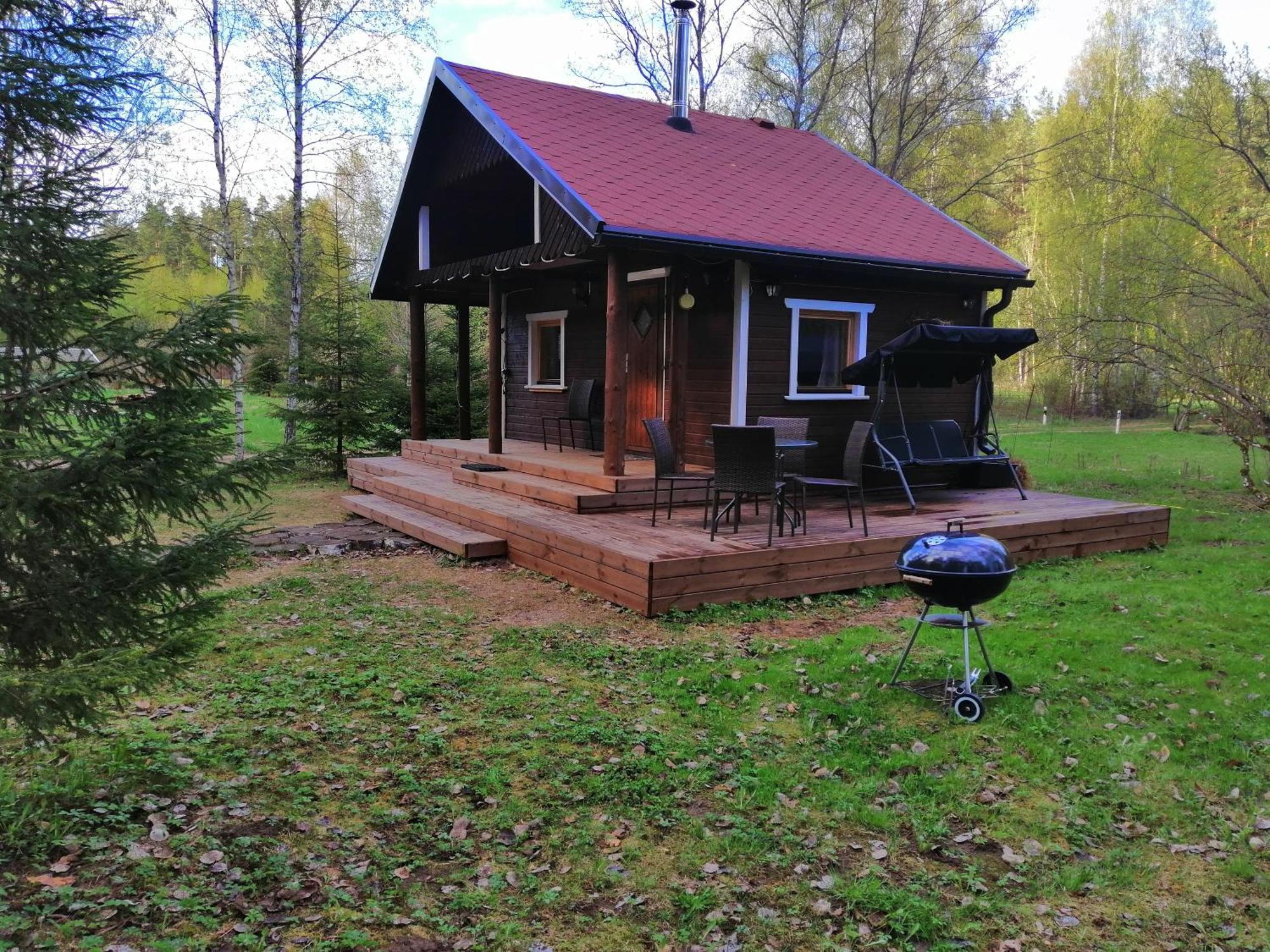 Lodge Ainja Puhkemaja *